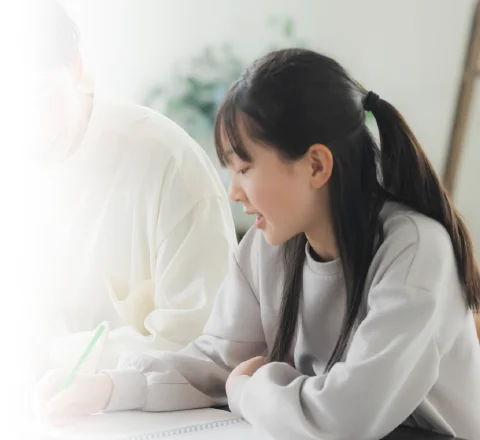 学習に取り組む子ども